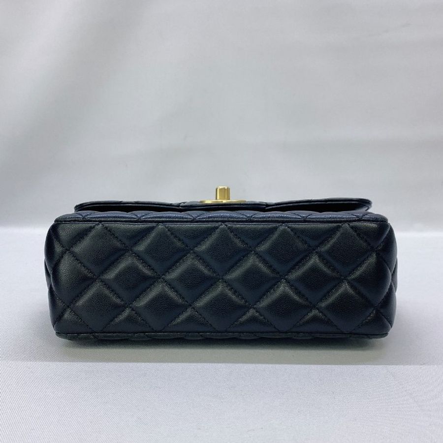 CHANEL 季節黑金手柄Handle 20-7