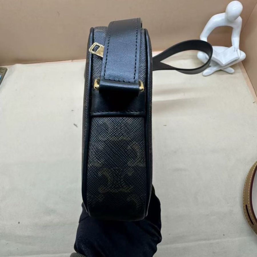 Celine 印花中號郵差包 99新配件塵袋-2