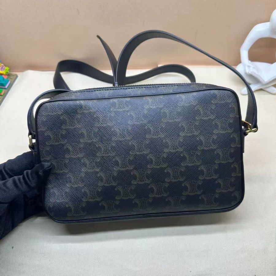 Celine 印花中號郵差包 99新配件塵袋-5
