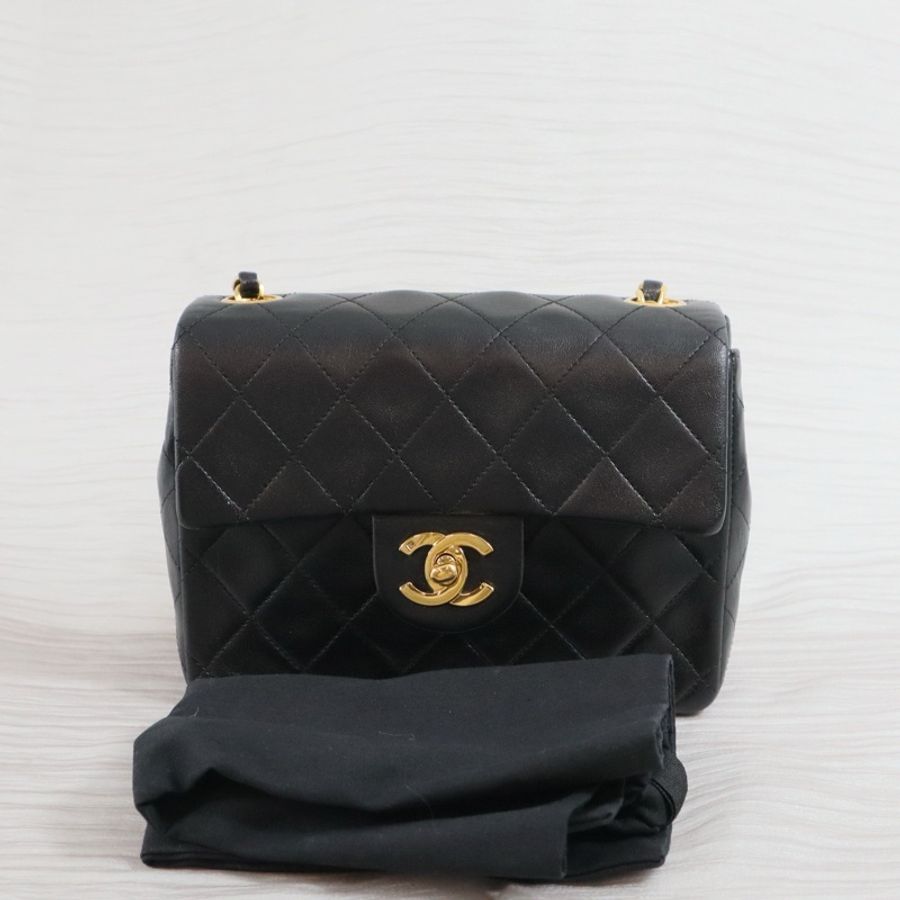 Chanel香奈兒黑金老香羊皮方胖18cm-1
