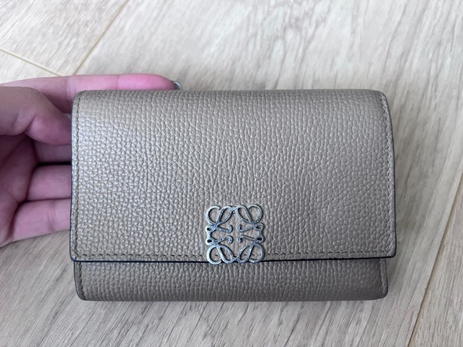 Loewe 三折短夾 燕麥色-11