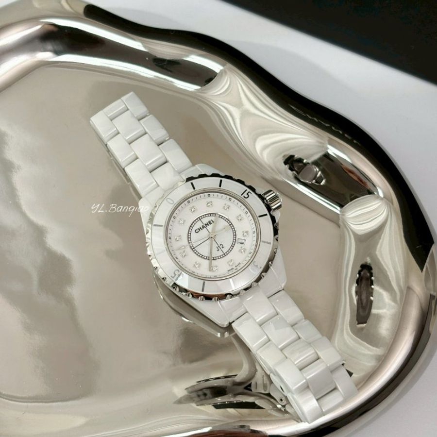CHANEL 白陶瓷12點鑽33錶逕J12 H5703-0