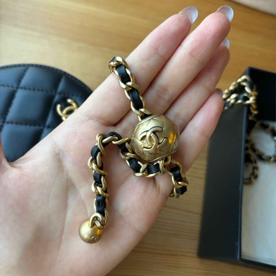 CHANEL 金球 鏈條 圓餅包-7