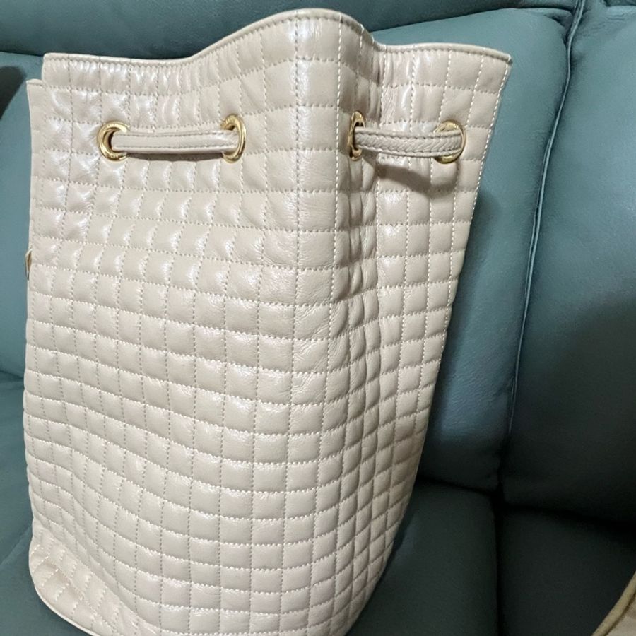 二手 CELINE C Charm 金屬logo壓印格紋水桶 後背包-1
