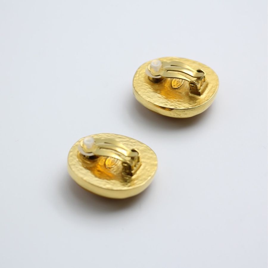 Chanel Vintage 98P仿蜜蠟焦糖色CC logo耳夾-8