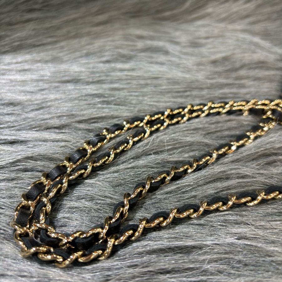 CHANEL AP3232 黑色羊皮 金鍊 肩背包彎月包牛角包半月包可頌包彎豆斜背包兩用包-21