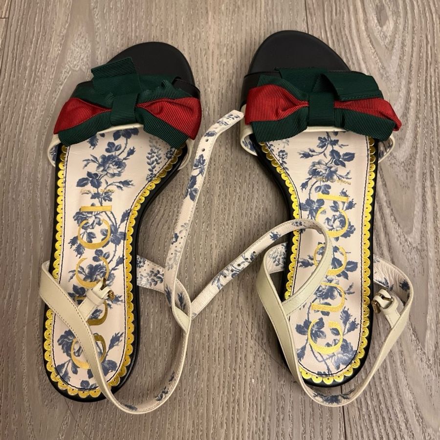 Gucci經典蝴蝶結款純皮涼鞋-1