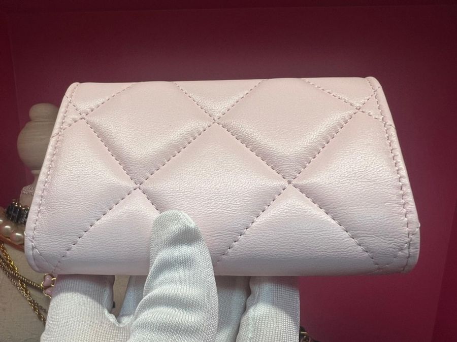 Chanel 19年皮革櫻花粉銀包卡套(Full set with copied receipt and card)-7