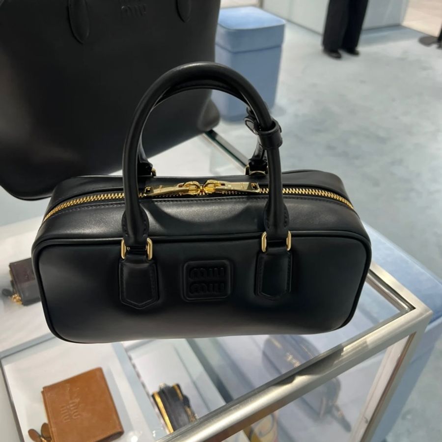 促銷品 Miu Miu Arcadie 皮革手袋 黑色-4