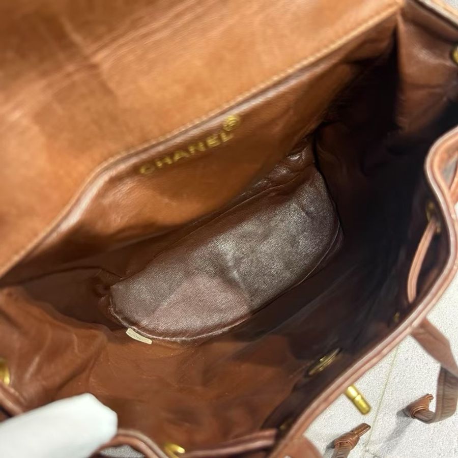 Chanel 焦糖色Duma Backpack-11