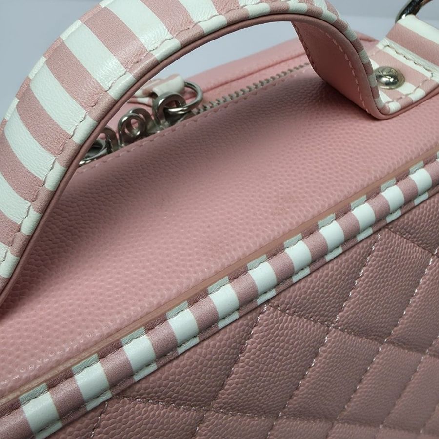 Chanel - Vanity Case-16