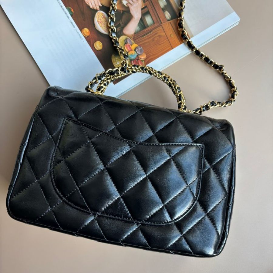 ::CHANEL:: AS5043黑色菱格亮牛皮金雙C金手提把斜背鏈包24-6