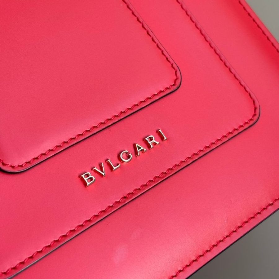 ::Bvlgari:: Serpenti Forever珊瑚紅色琺瑯蛇頭手提三層肩背斜背鏈包-15
