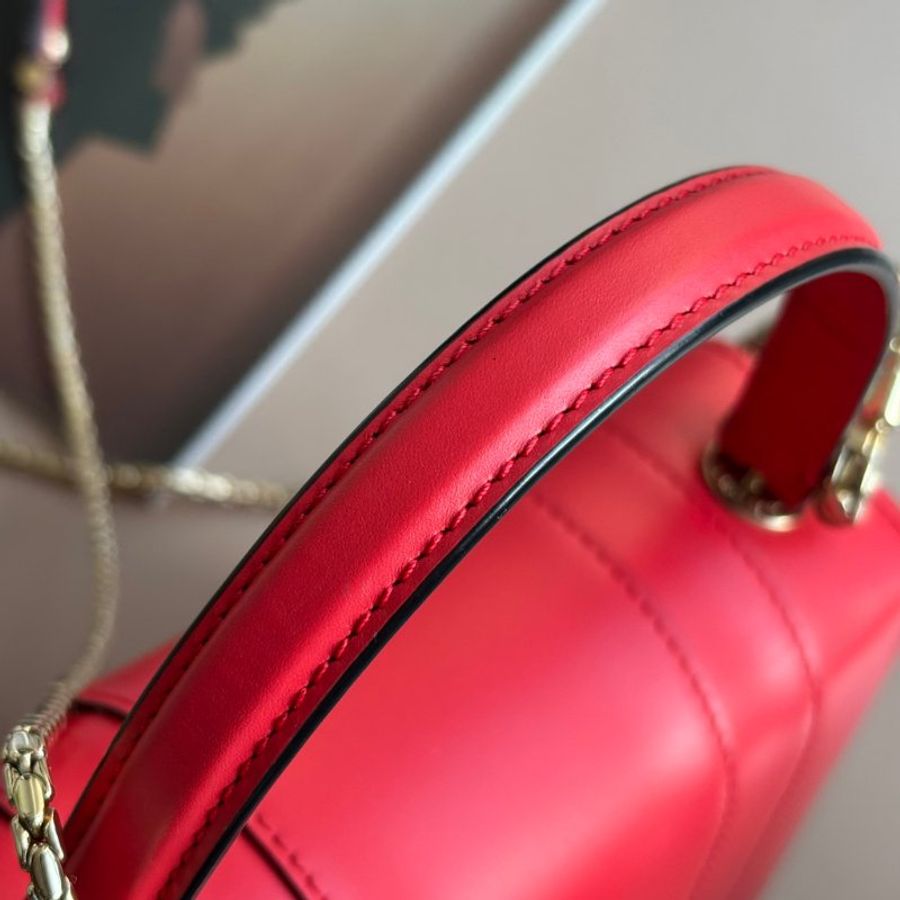 ::Bvlgari:: Serpenti Forever珊瑚紅色琺瑯蛇頭手提三層肩背斜背鏈包-19