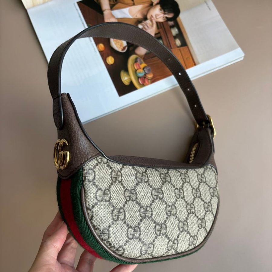 ::GUCCI:: 658551 Ophidia米色烏木色GG帆布紅綠織帶半月造形肩背腋下包(小)-1