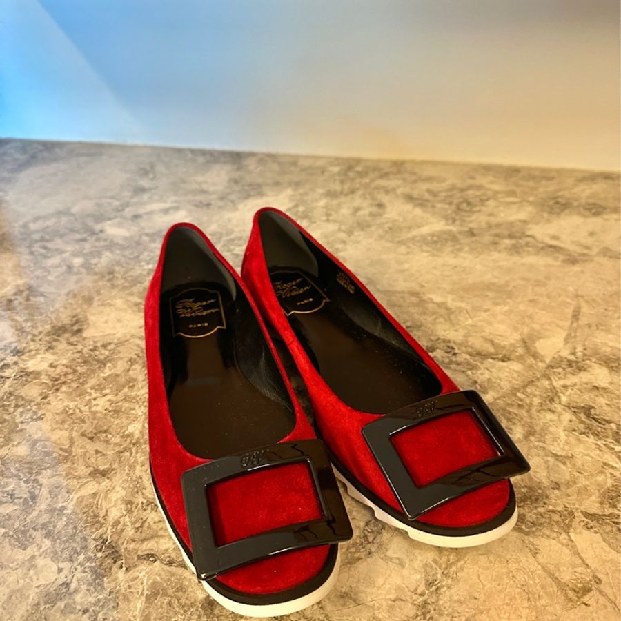 【PaLaCe全新正品】Roger Vivier (RV)紅色麂皮平底鞋(6.5)-2