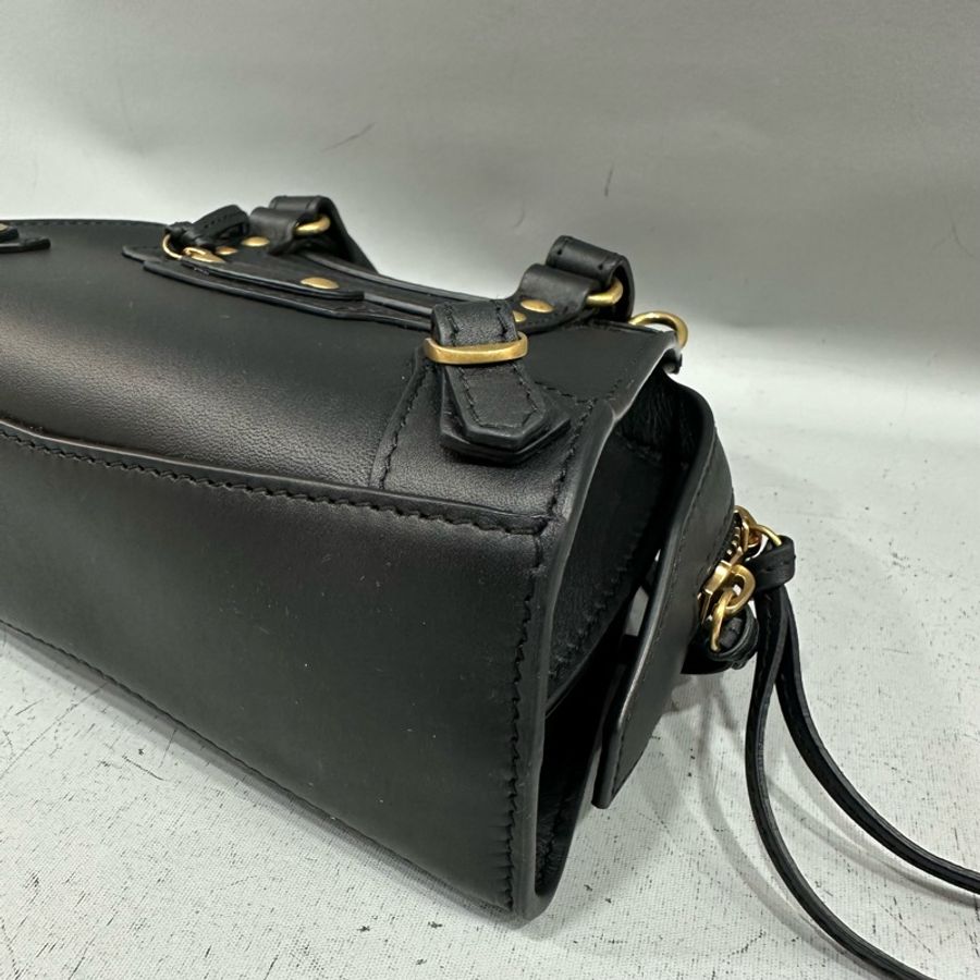 balenciaga 638527黑皮金釦迷你機車包 小廢包-6
