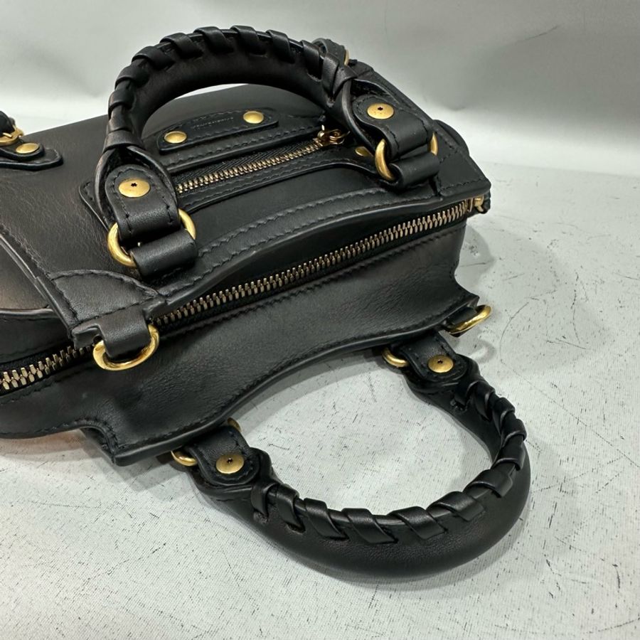 balenciaga 638527黑皮金釦迷你機車包 小廢包-41