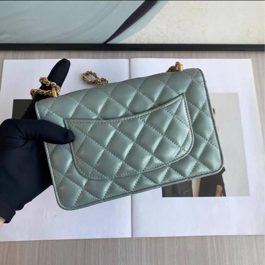 CHANEL 人魚姬藍綠色 WOC 發財包-3