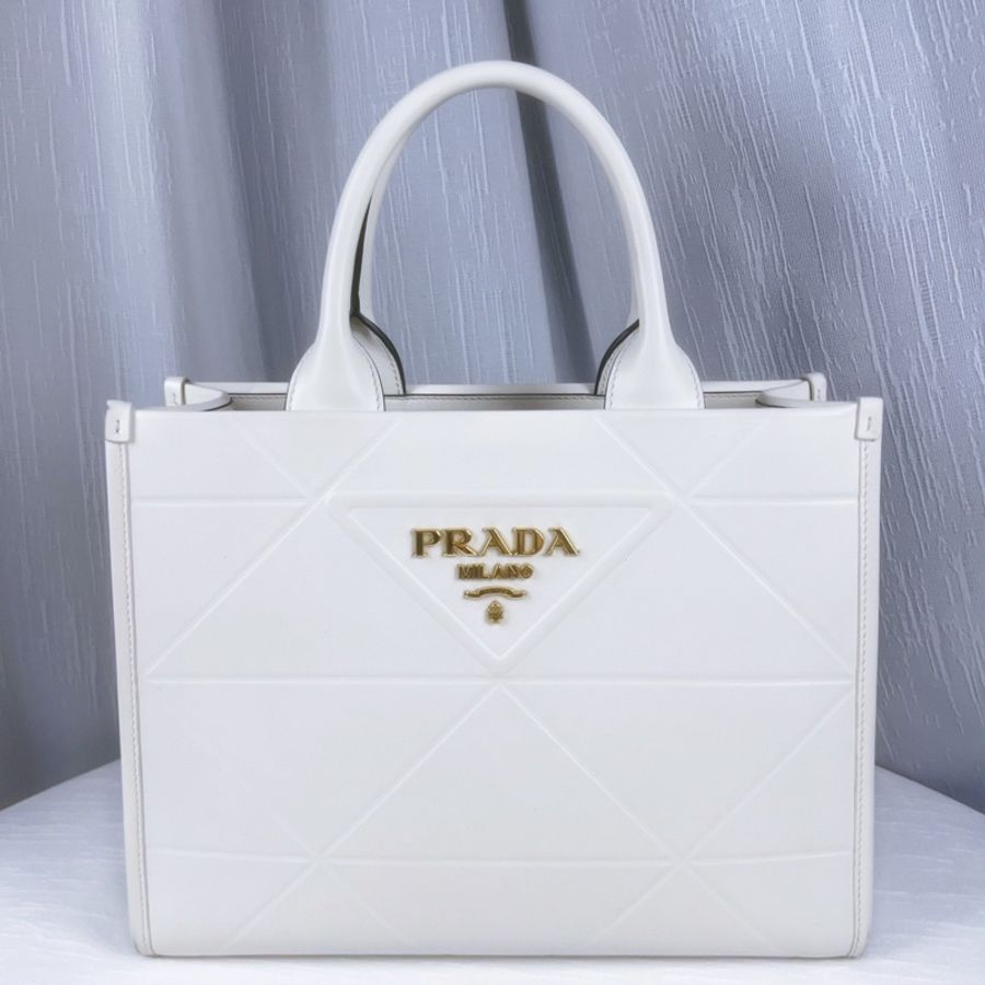 98新Prada普拉达Symbole三角棱格托特包白色中号，经典浮雕三角大logo 内格配有拉琏口袋 小巧精致-5