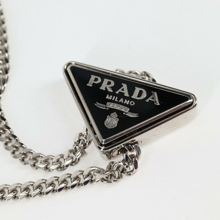 【日本直送】PRADA 項鍊肩帶包三角面板銀色款 Auth 118871M-8