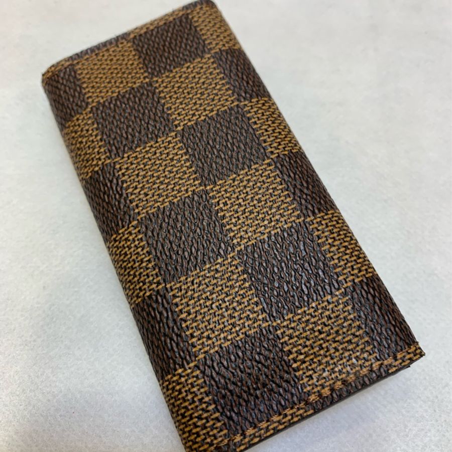 Louis Vuitton Keyholder-9