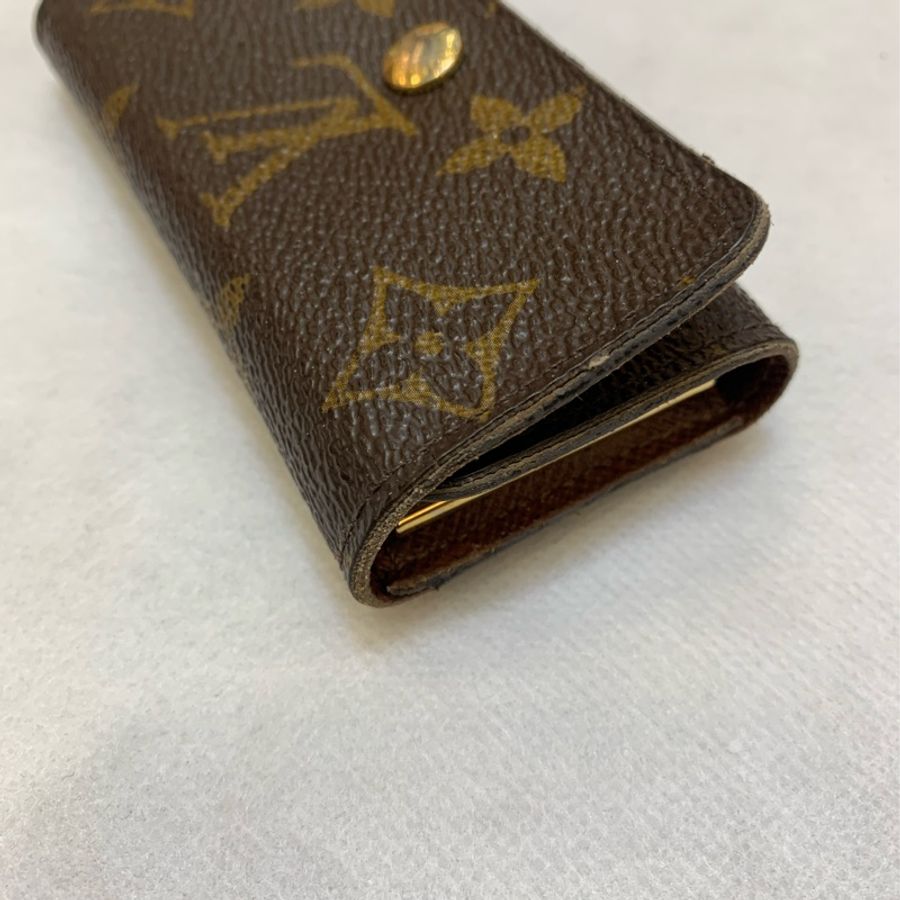 Louis Vuitton Keyholder-3