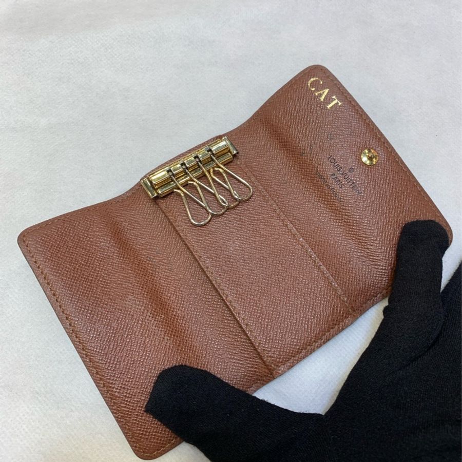 Louis Vuitton Keyholder-8