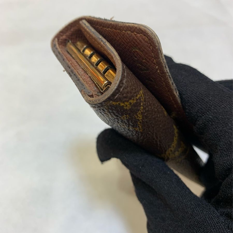 Louis Vuitton Keyholder-11