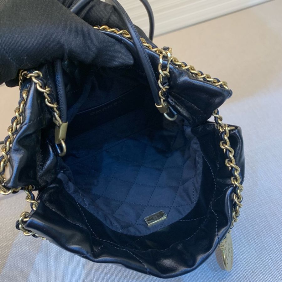 99新 CHANEL香奈儿 22bag迷你黑金垃圾袋 24年小票 黑金经典+垃圾袋真香 顶级小牛皮耐磨抗造!-8
