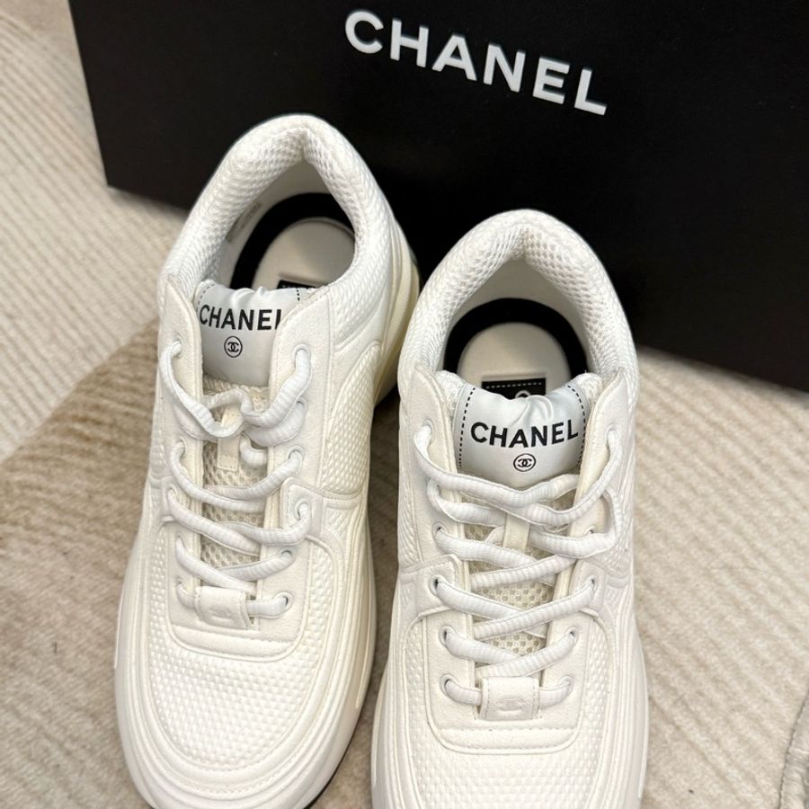 Chanel 氣質小白鞋(全新)-5