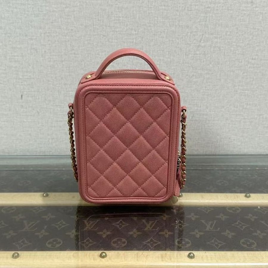✨CHANEL 粉金牛皮相機肩背斜背包13*17*7 98新配件塵袋保卡-4