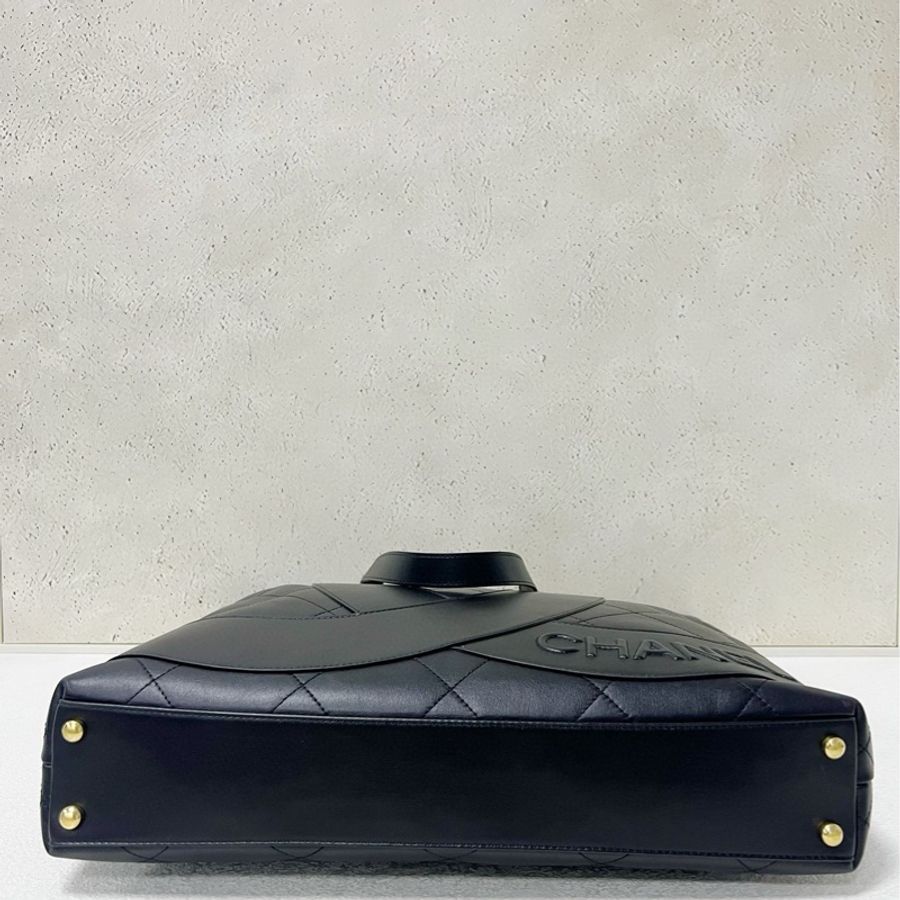 Chanel 23C tote 黑金托特包-4