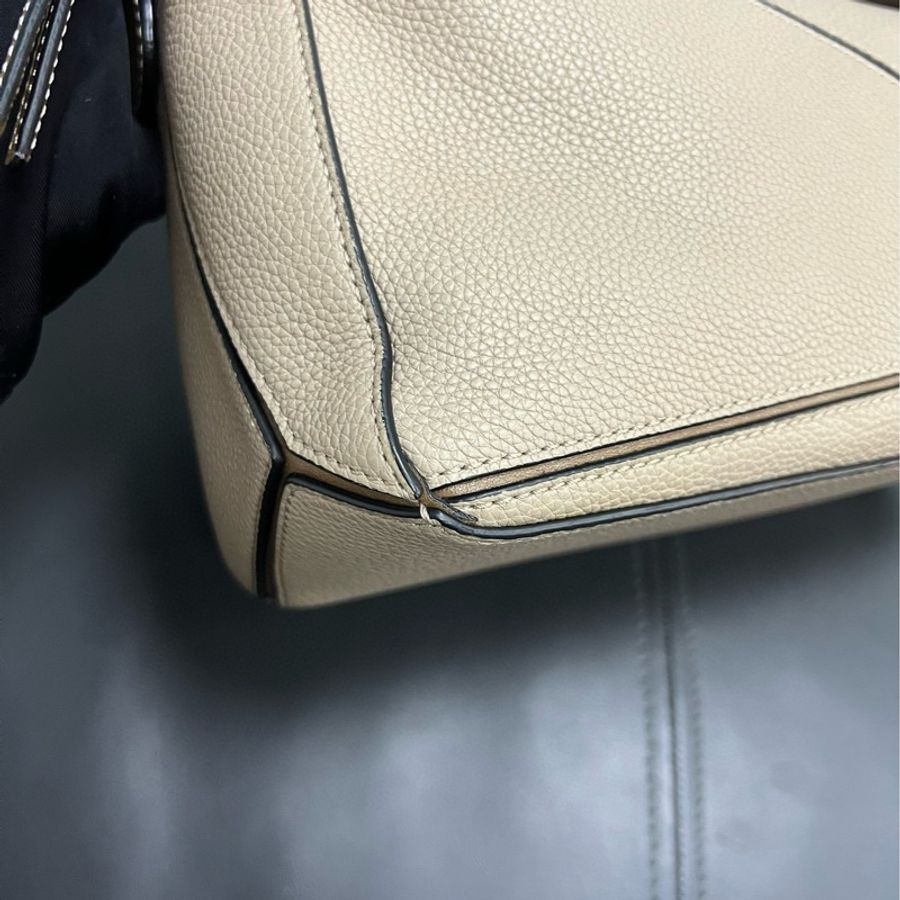 Loewe small puzzle 小號 沙色-12