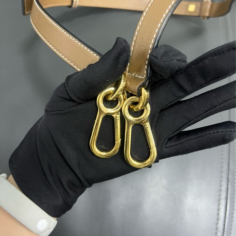 Loewe small puzzle 小號 沙色-25