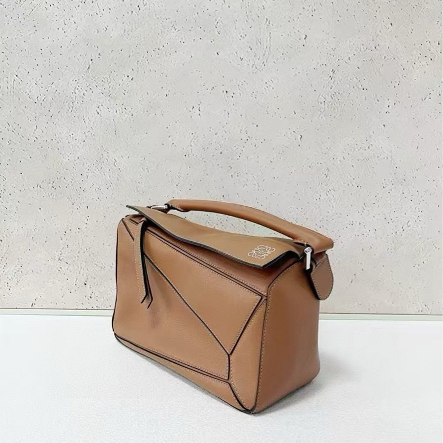 Loewe small puzzle 小號 焦糖色-3