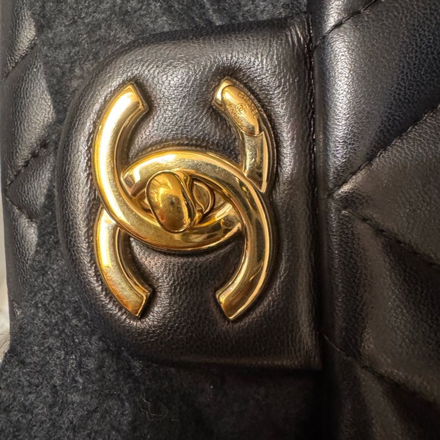 CHANEL山形紋30cm-8