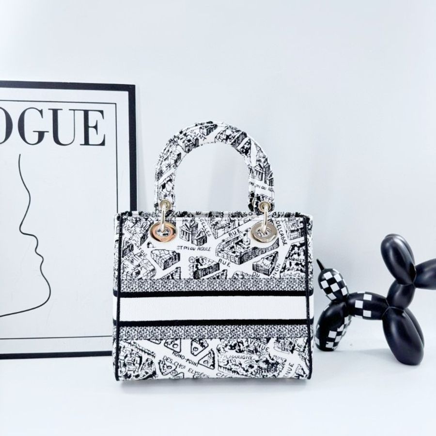 【DIOR】Oblique Canvas Lady Dior 白黑色 金扣 戴妃包(二手)M2184-0