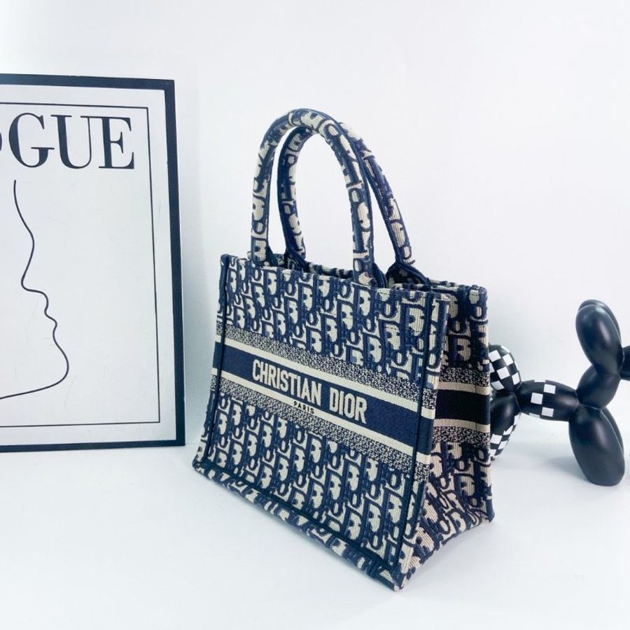 【DIOR】Oblique 藍色刺繡 Book Tote 托特包(二手)M2221-2