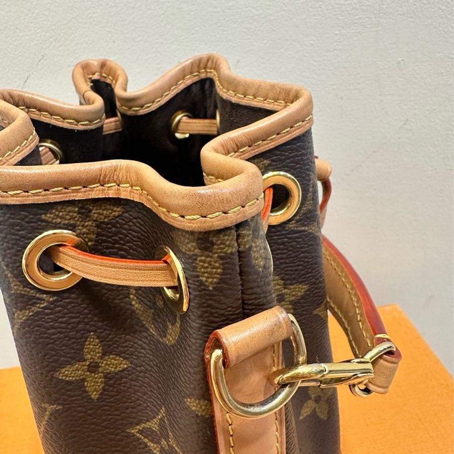 LOUIS VUITTON Nano Noé LV小水桶包-7