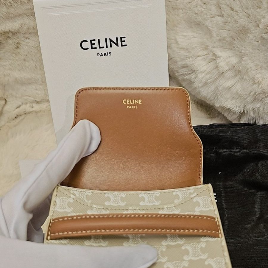 全新 CELINE 凱旋門帆布名片夾 / 卡夾 零錢包(奶油白配駝色)-3