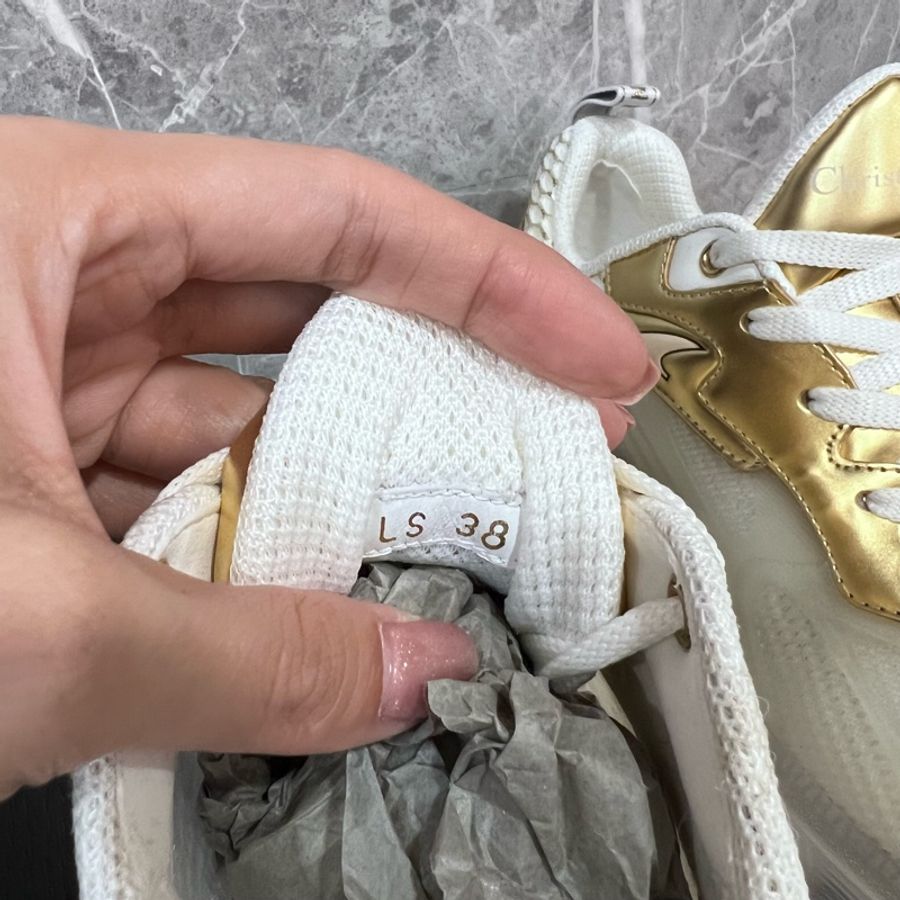 Dior 休閒運動鞋白金款 全新 38碼/Dior Vibe Sneaker White Gold-3