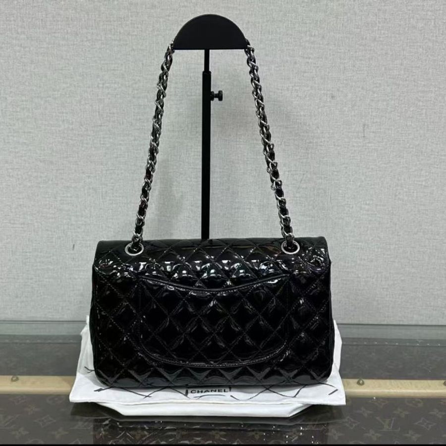 ✨CHANEL 黑銀漆皮CF中號肩背斜背鍊條包25*16*7  98新配件塵袋-4