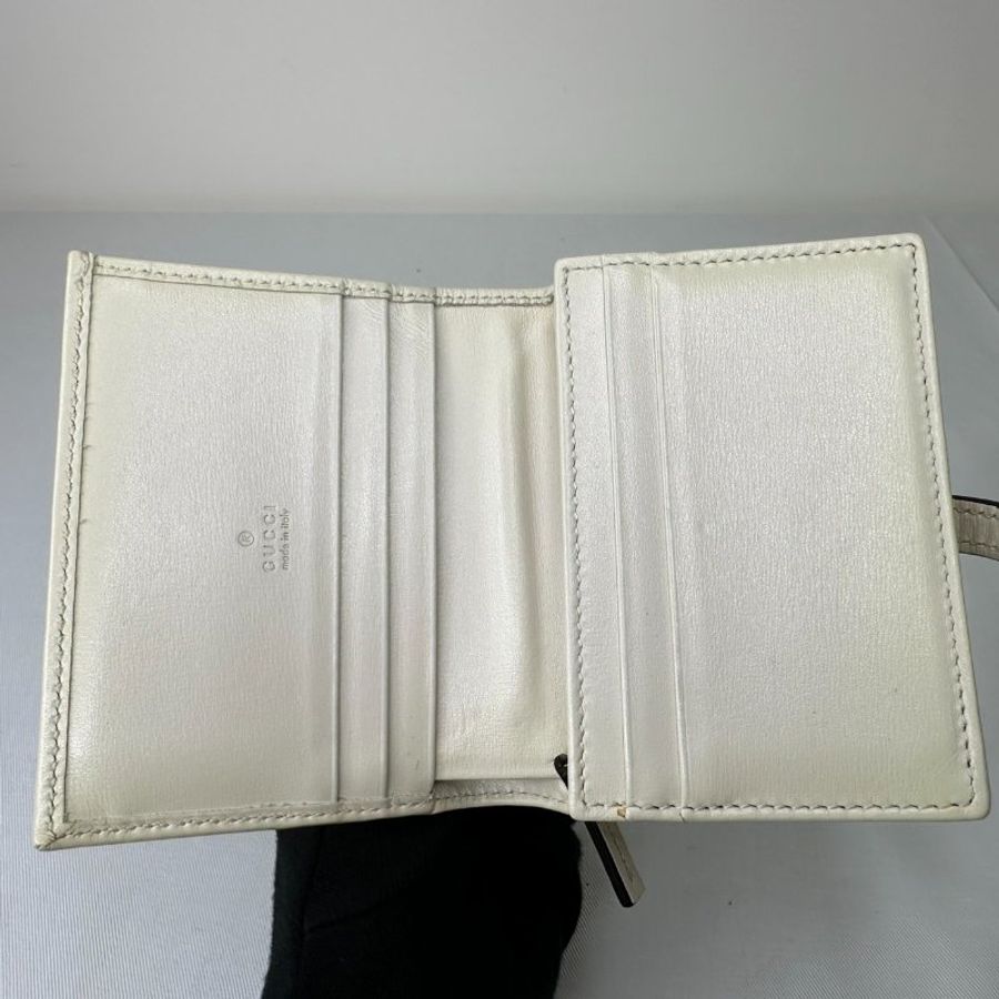 GUCCI Jackie 1961象牙白短夾-6