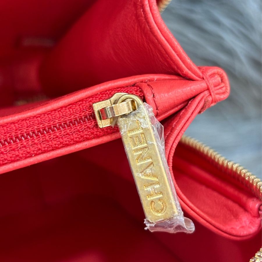 CHANEL A93343 VANITY 20 COCO 蜜桃粉色荔枝皮金鍊 化妝包化妝箱斜背包手提包肩背包相機包-18