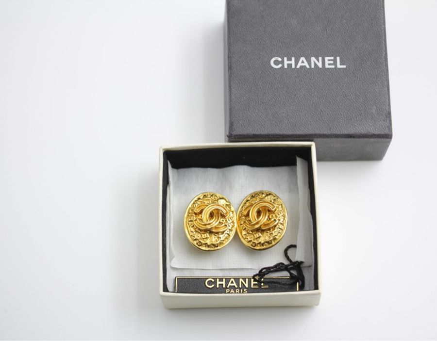 Chanel Vintage 95A鍍金蛋形耳環-7