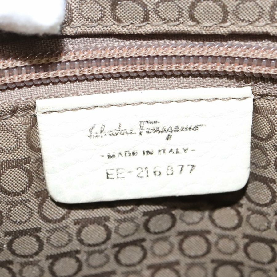 【日本直送】Salvatore Ferragamo Gancini 肩背包 皮革 米色 銀色 正品 95485-11