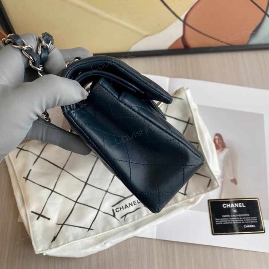 CHANEL 深藍色CF小號羊皮銀扣-4