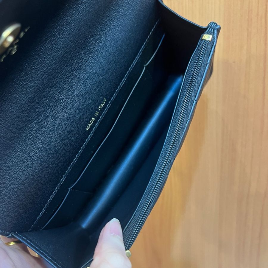 Chanel 黑羊皮霧金釦麻花雙C手把WOC AP3385-11
