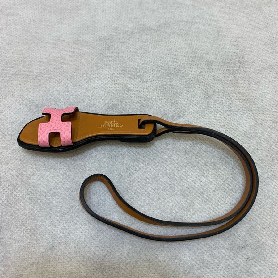 Hermes Oran Charm-1
